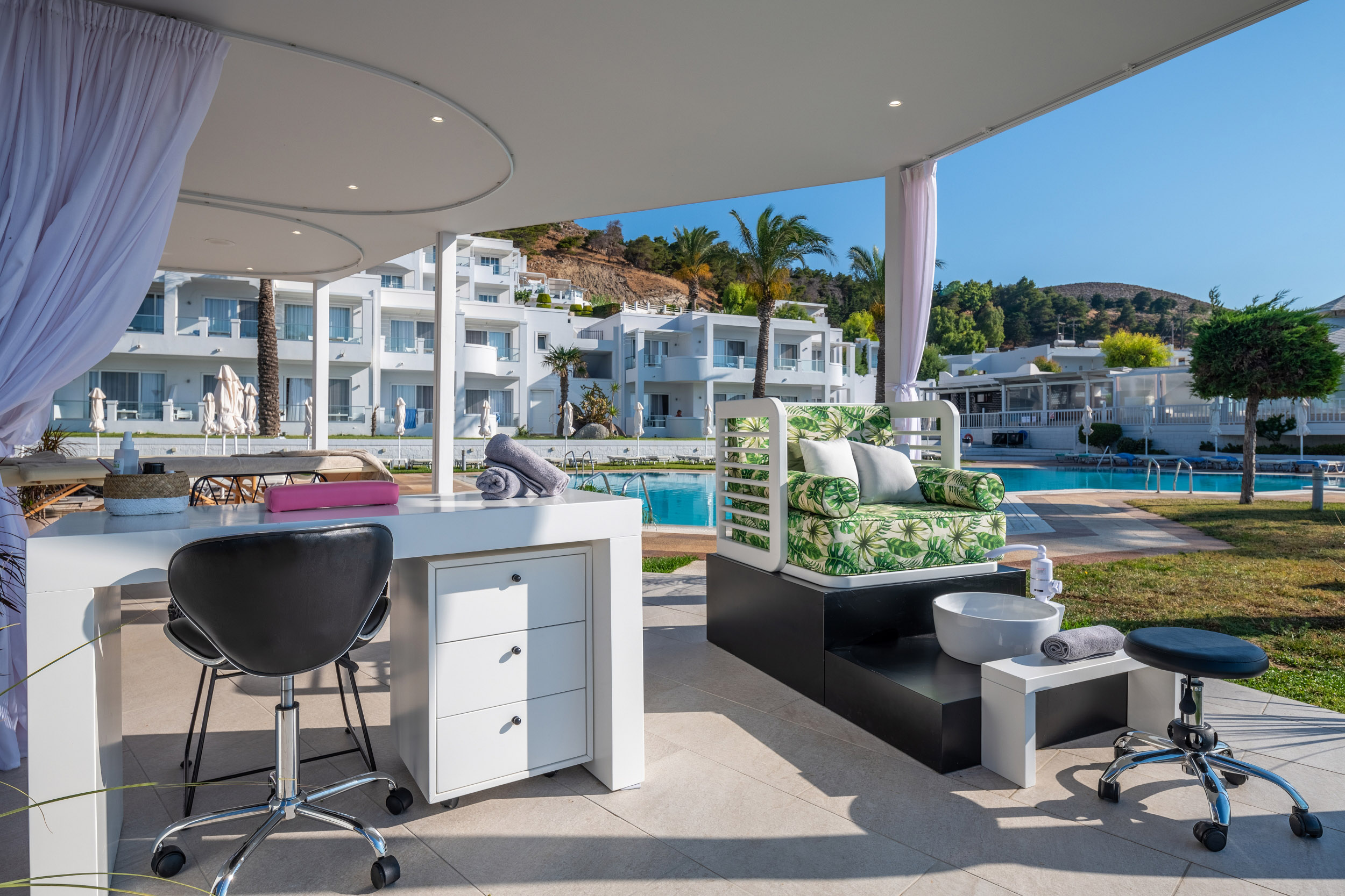 Outdoor Spa in Dimitra Beach