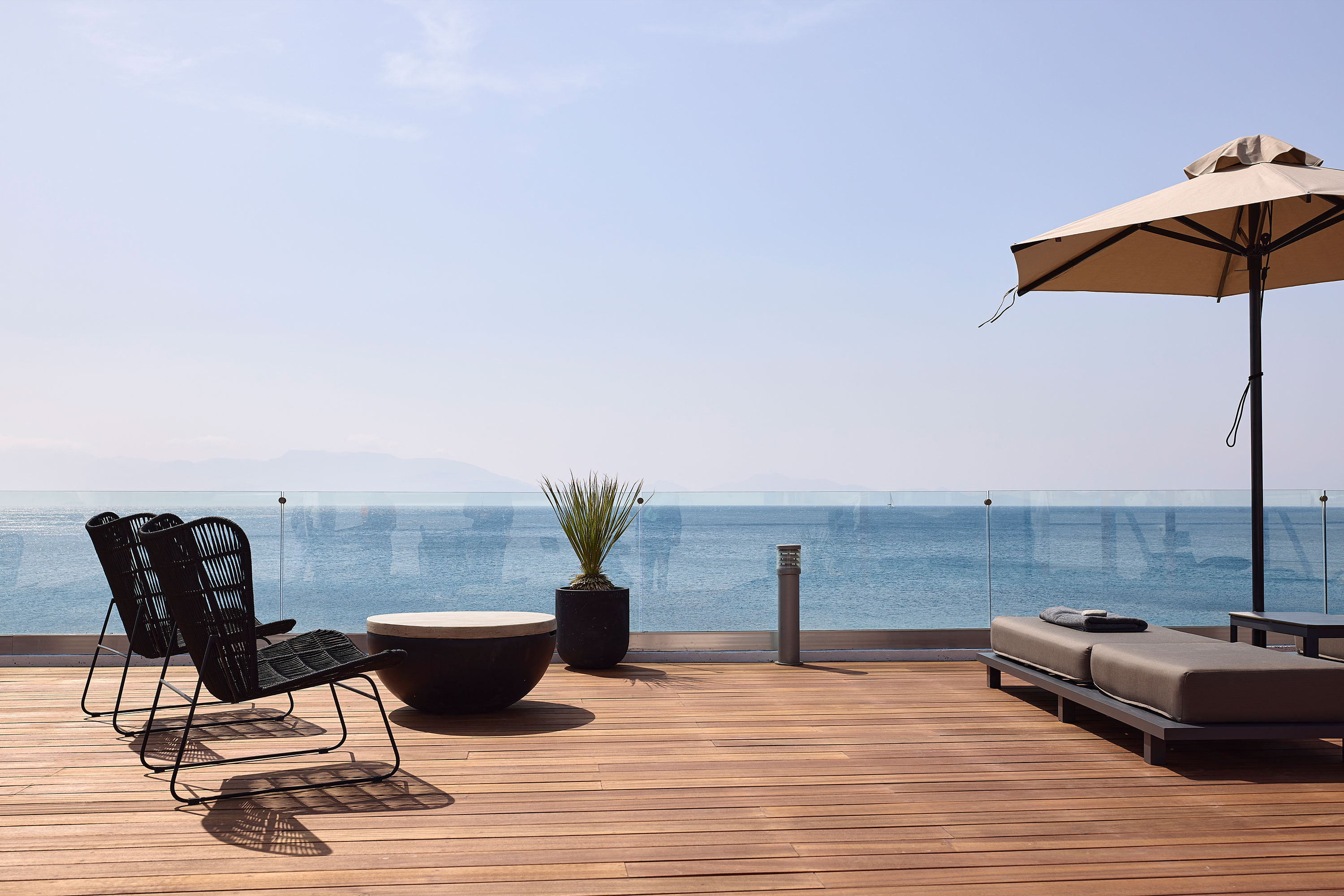 Thalasa Lounge adults only