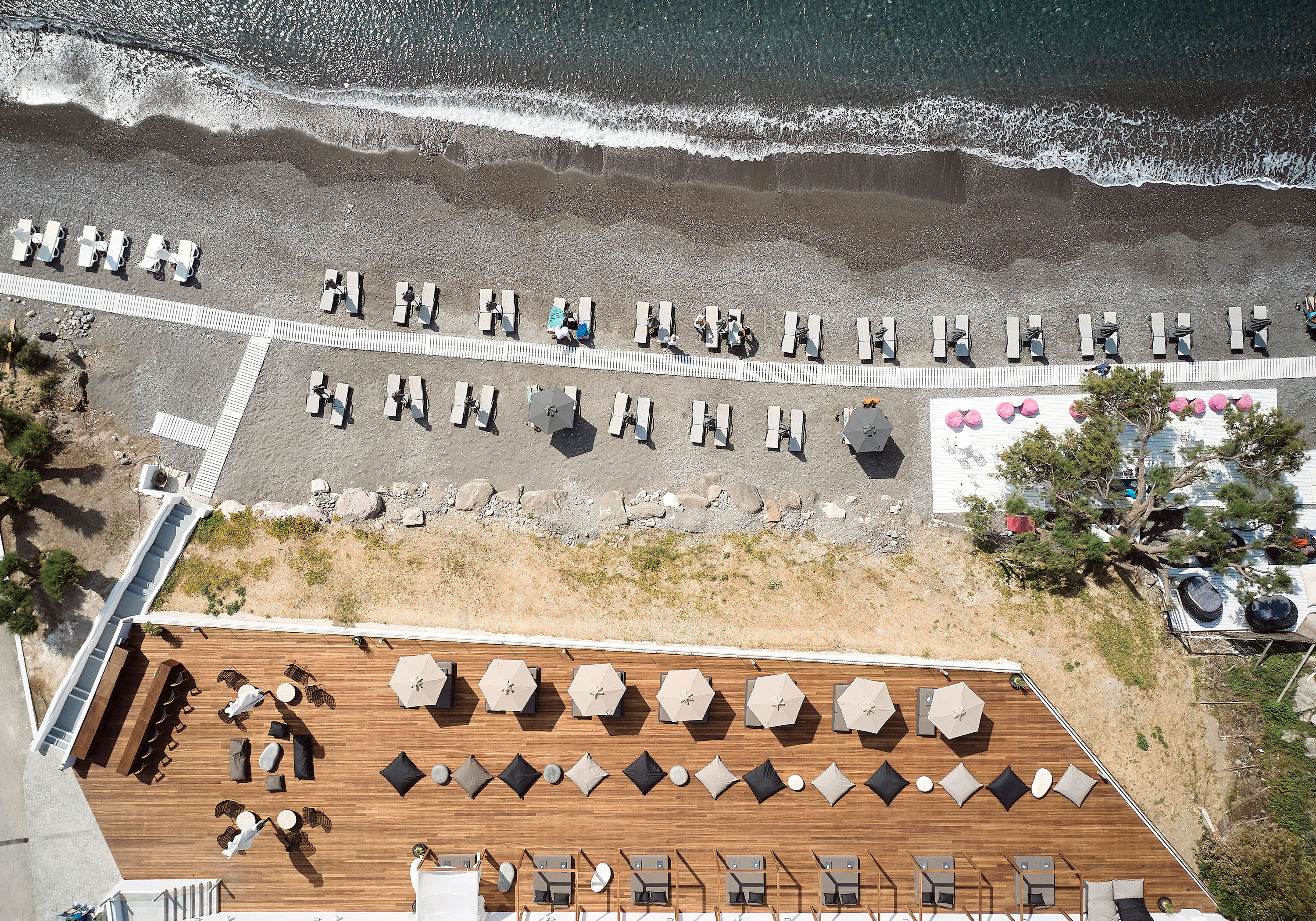 Thalasa Lounge - aerial view