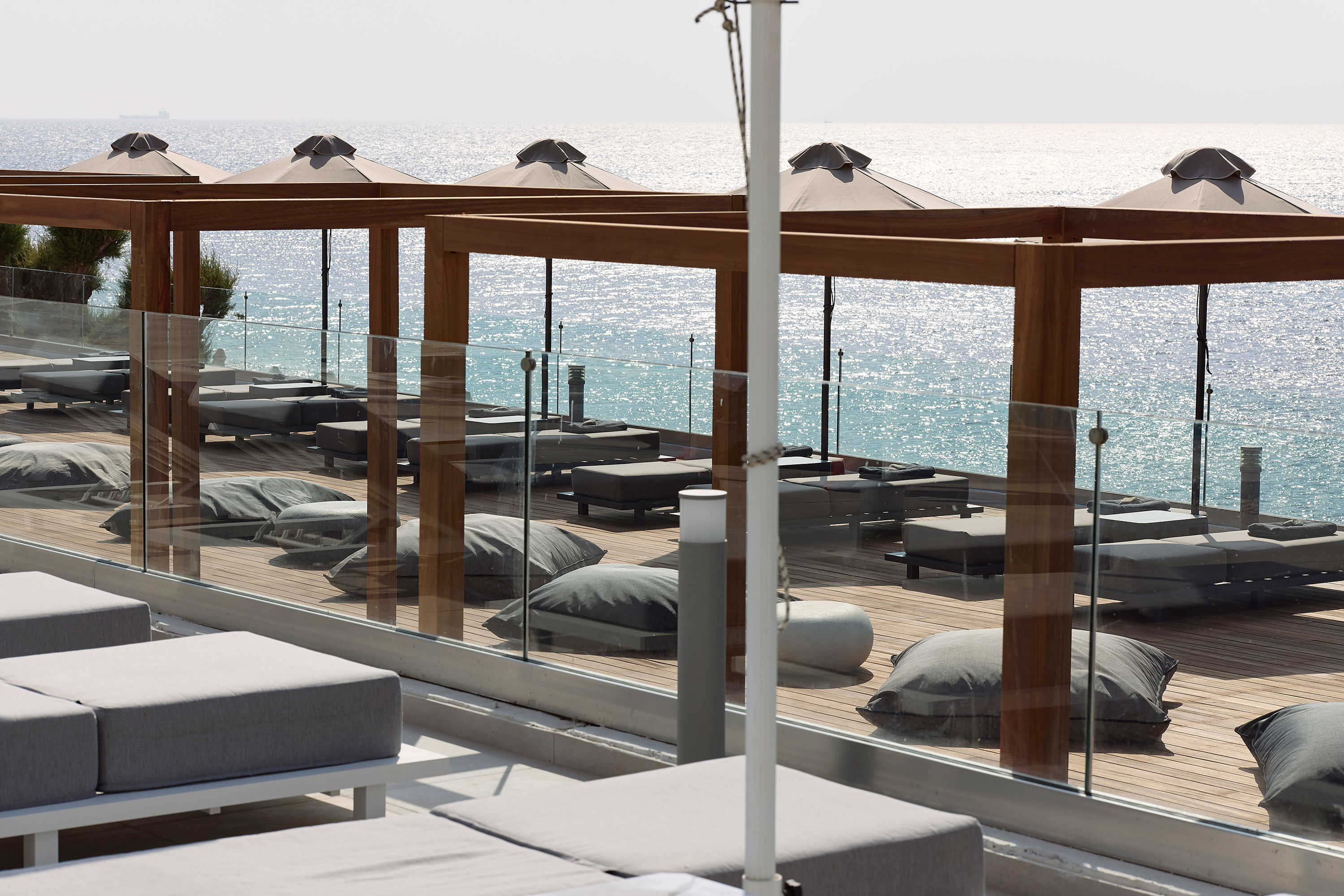 Thalasa Lounge adults only